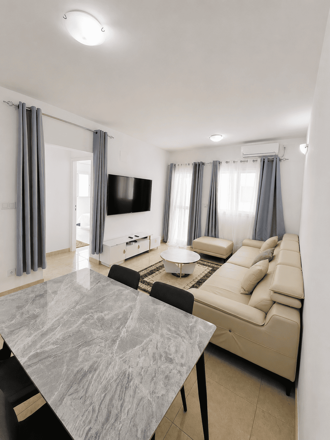 Appartement moderne avec piscine à Dakar centre