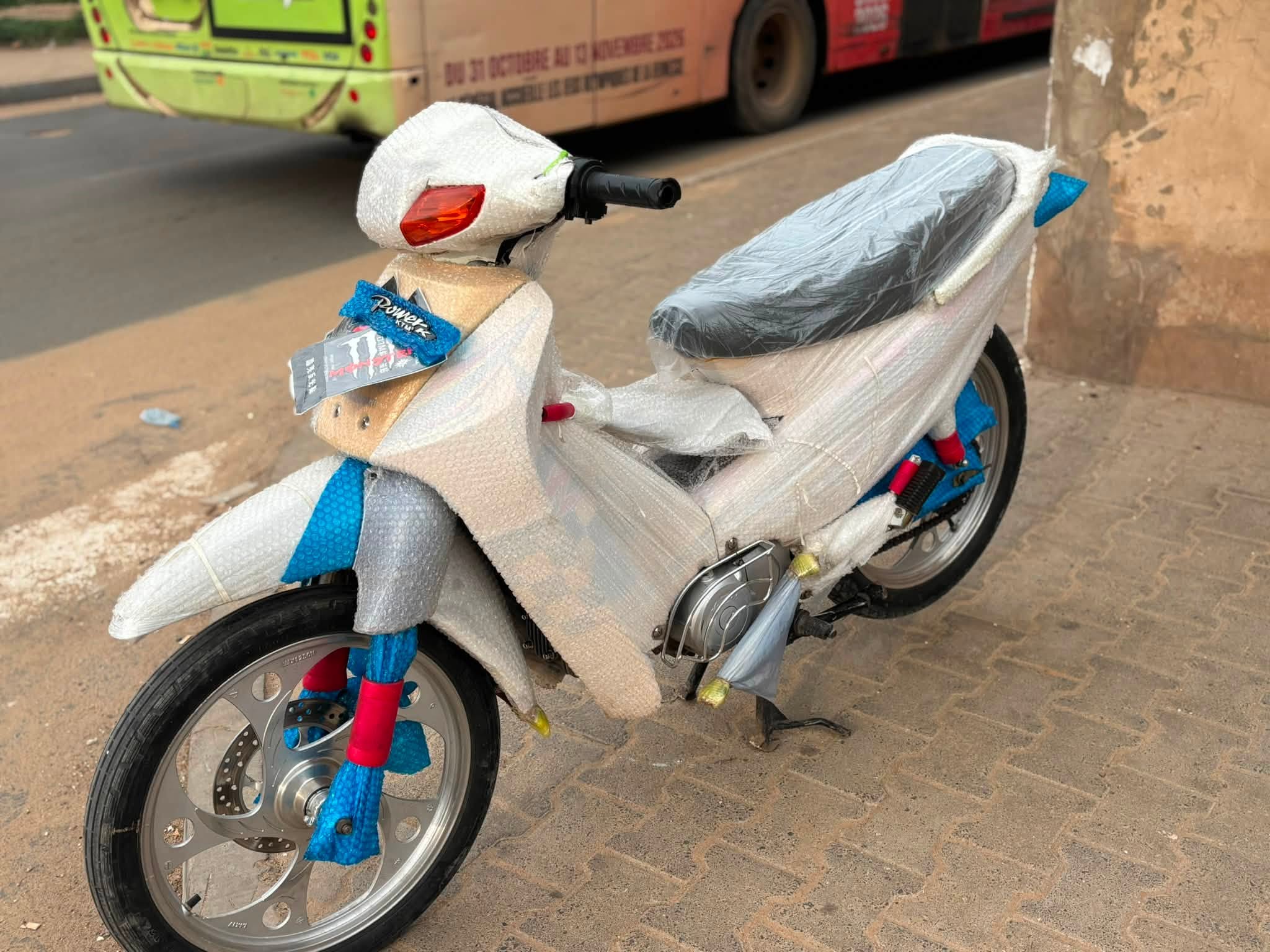 Ktm disponible avec papier