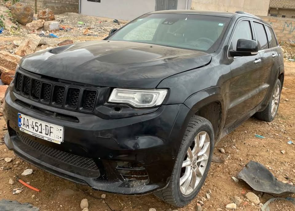 Jeep Grand Cherokee Summit*