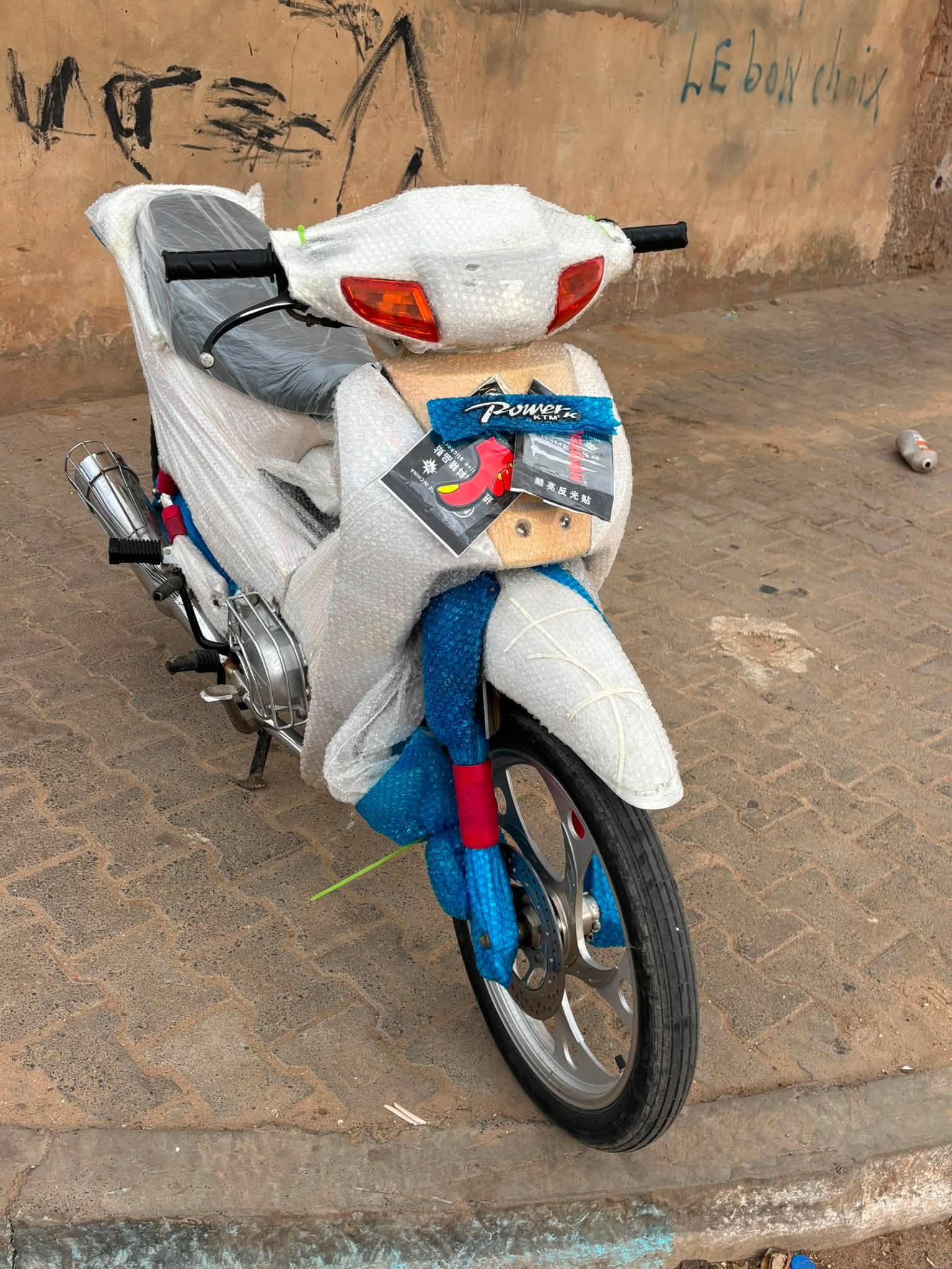 Ktm disponible avec papier