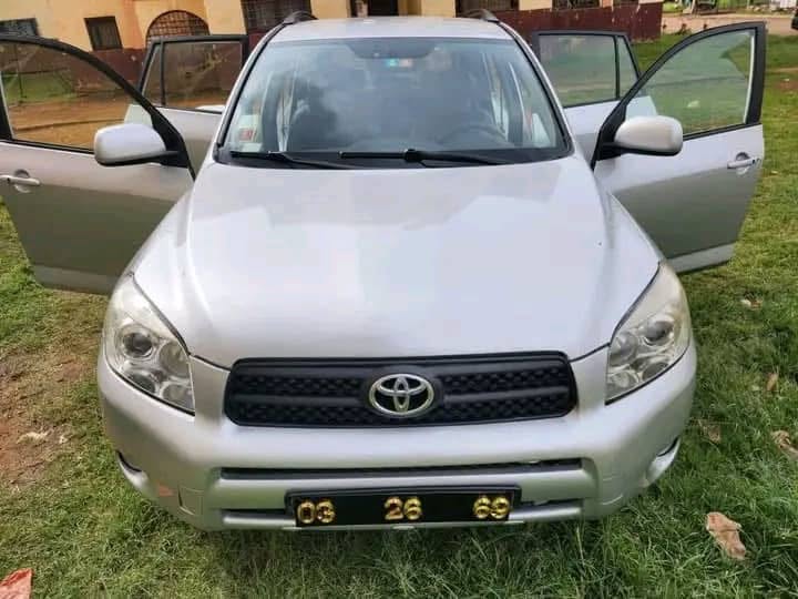 Toyota RAV4 2008